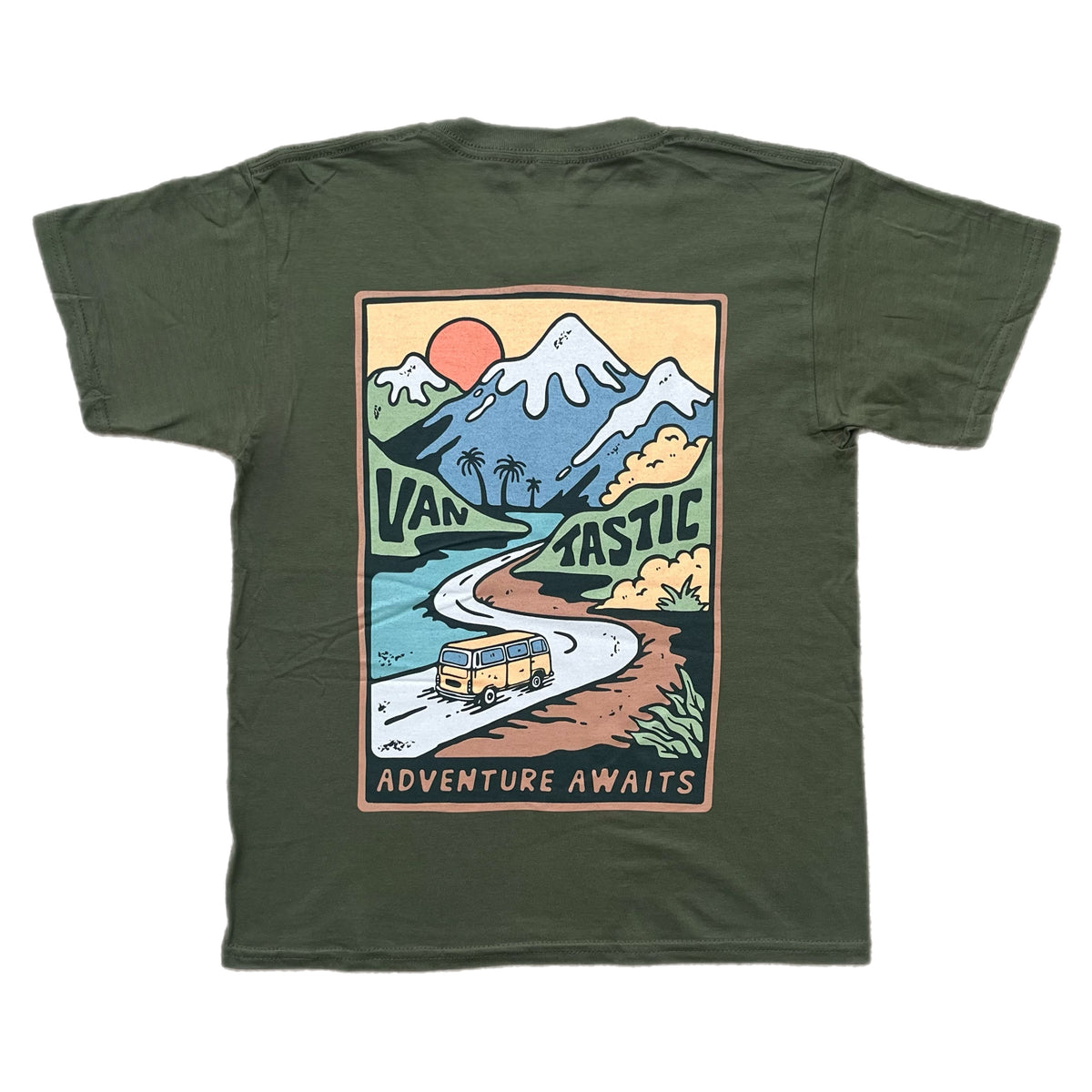Kids adventure awaits T-shirt - military green