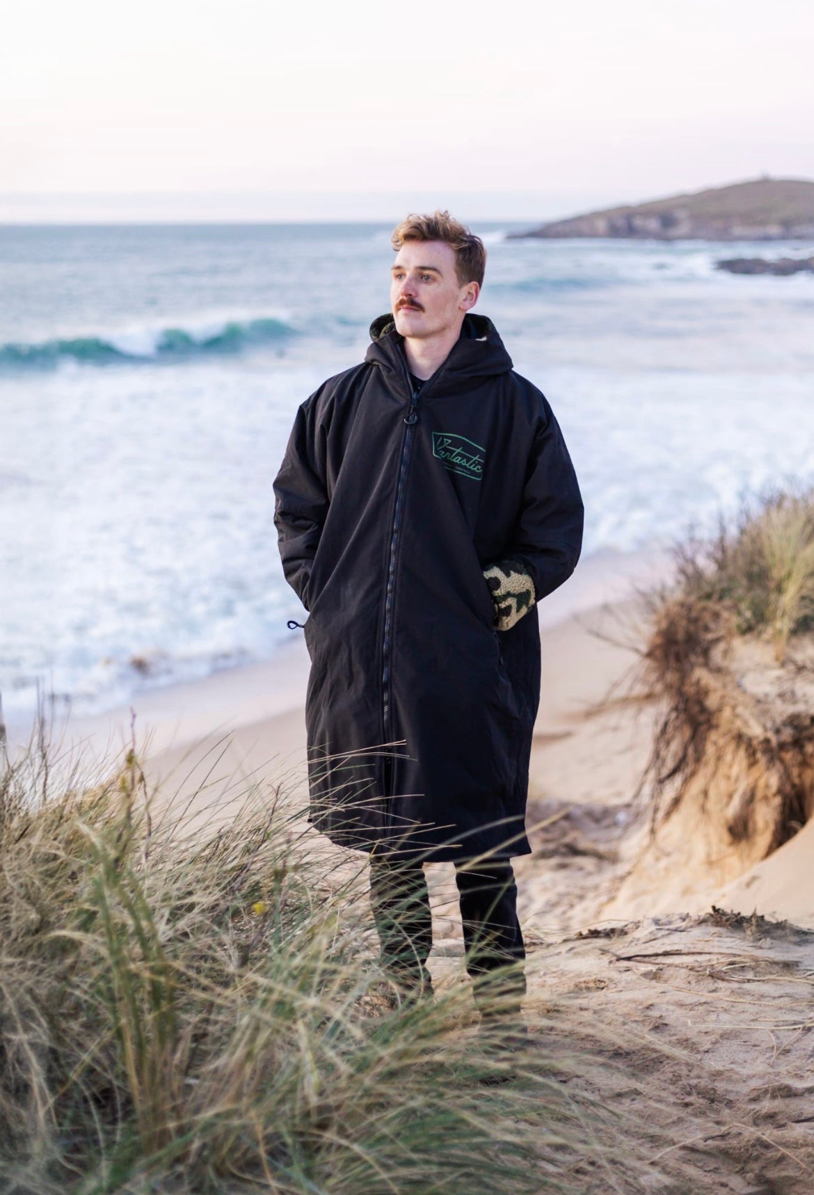 Vantastic "Vanrobe" black/camo lining