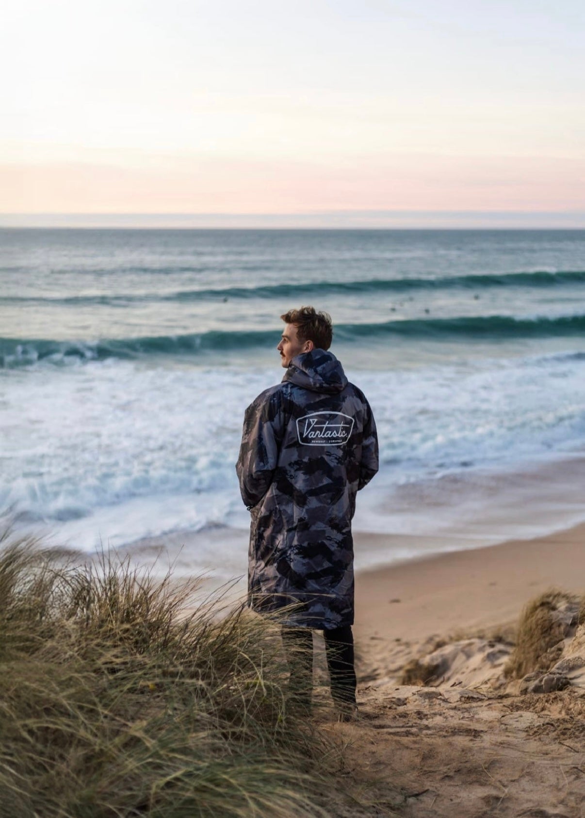 Vantastic "Vanrobe" black camo/grey