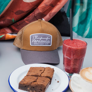 Deluxe Patch Trucker Cap - brown/grey